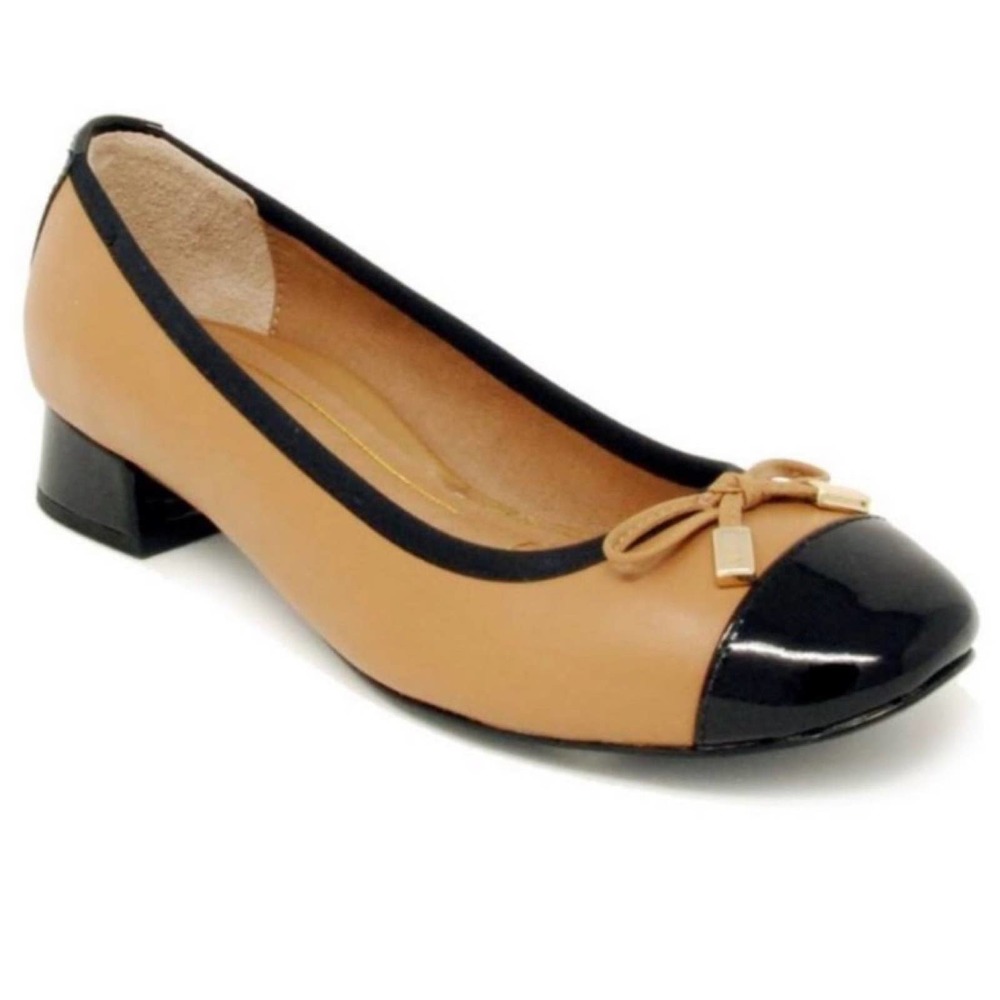 Vionic Daphne Patent Cap Toe Leather Ballet Shoes Size 9.5